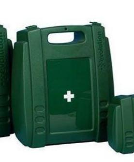 Imagen del producto CAJA TERMOPLASTICA BOTIQUIN VERDE SIN CONTENIDO MEDIANA